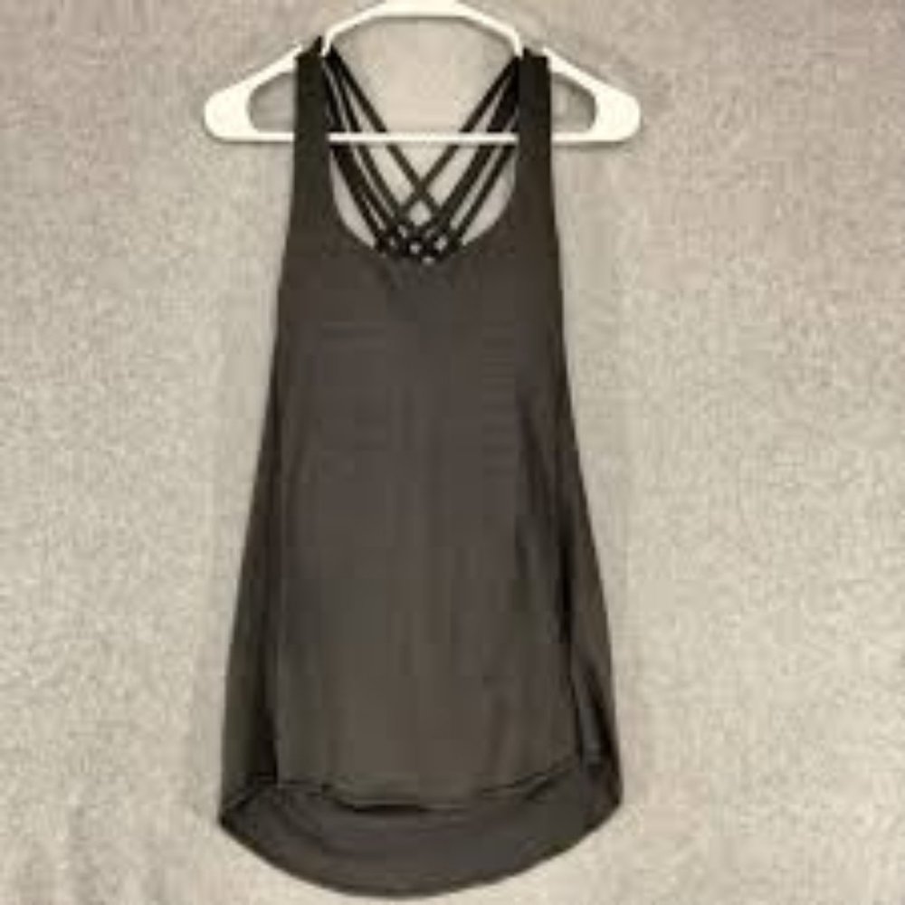 Lululemon bra top 3/30
